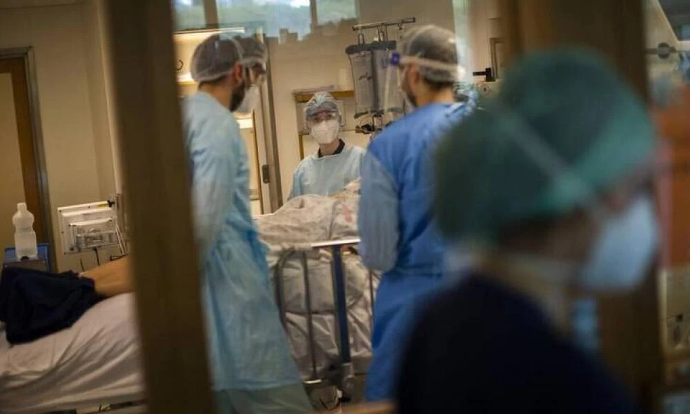 Συναγερμός στην Κρήτη για να μη γίνει Μπέργκαμο: Μόνο μια κλίνη ΜΕΘ διαθέσιμη στο ΠΑΓΝΗ